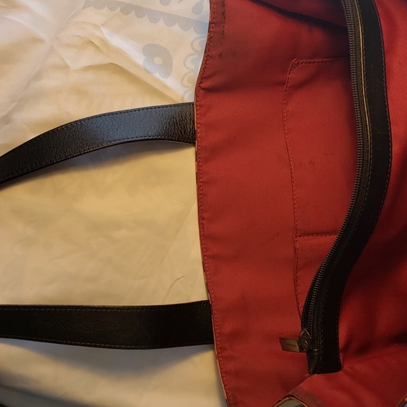 Burberry Tote - Picture 9 of 16